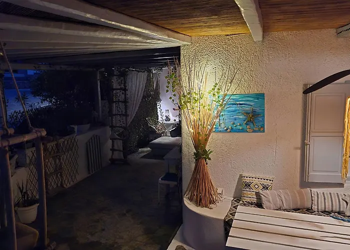 Cute Double Storey I Pool & Mykonos Town