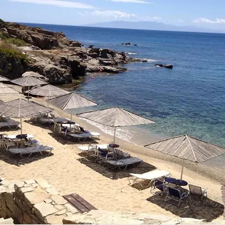 Beachside Double Storey Maisonette With Pool Apartamento